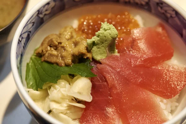 Raw Sashimi Comida Japonesa Com Sushi Estilo Japonês Fresco — Fotografia de Stock