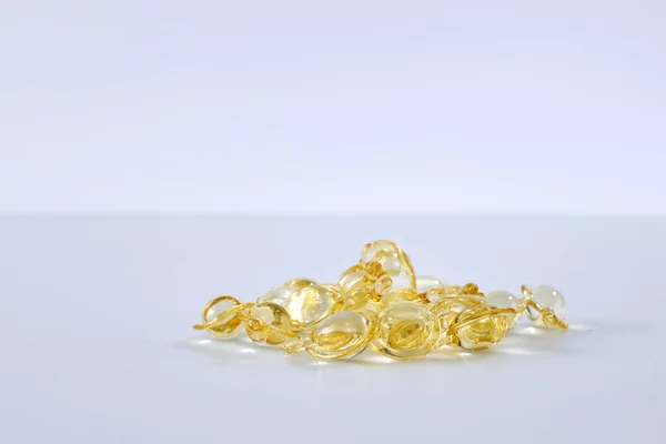 Gruppenhaarnährung Vitamin Serum Kapsel Auf Weißem Hintergrund — Stockfoto
