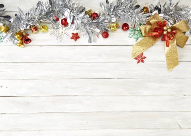 ahşap arka plan üzerinde düz yatıyordu Noel kavramları. Metniniz için kopya alanı yer