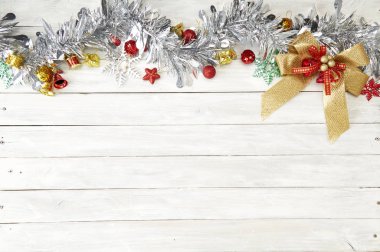 ahşap arka plan üzerinde düz yatıyordu Noel kavramları. Metniniz için kopya alanı yer