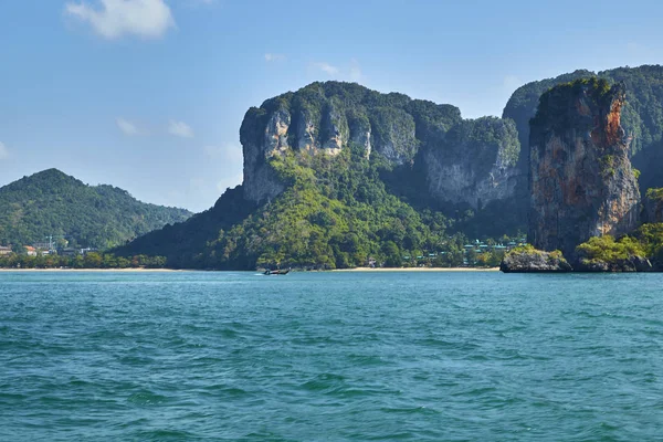 Schöne Tropische Insel Und Meer Mit Strandlandschaft Sommerurlaub Als Hintergrund — Stockfoto