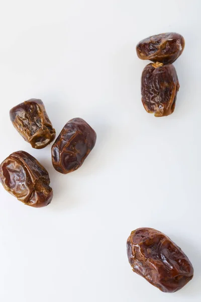 Dates Sèches Fruits Palmier Dattier Phoenix Dactylifera Sur Fond Blanc — Photo