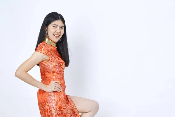 Bellezza Donna Indossare Cheongsam Sorridere Voi Cinese Nuovo Anno 2019 — Foto Stock