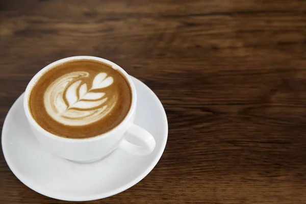 Café Chaud Latte Tasse Sur Fond Table Bois Avec Lumière — Photo