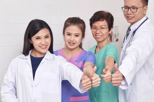 Asiatiska Folk Grupp Professionella Läkare Arbetar Sjukhuset Office Eller Kliniken — Stockfoto