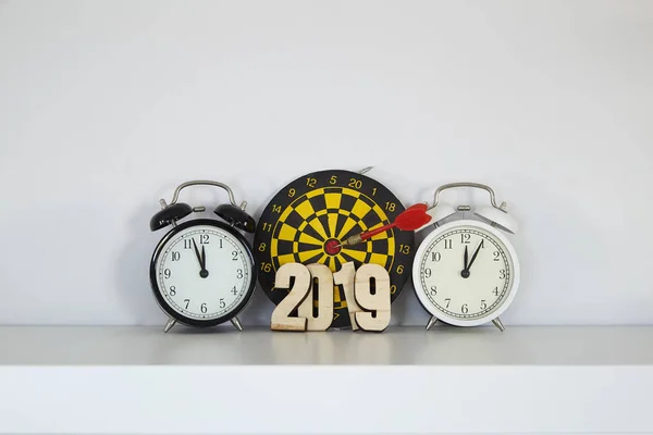 Geschäftskonzept Darts Pfeile Der Zielmitte Schwarz Weiße Uhr Ziel 2019 — Stockfoto