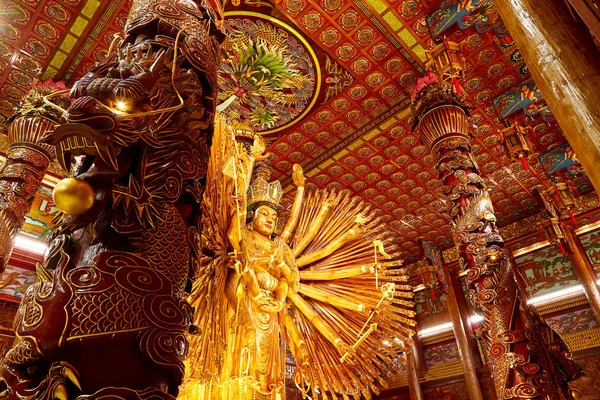 Ano Novo Lunar 2019 Estátua Deus Chinesa Guanyin Templo Chinês — Fotografia de Stock