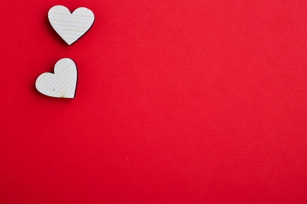 夫妇两个木心在爱情的红色背景 情人节心的概念 空复制空间 情人节快乐 14月 — 图库照片