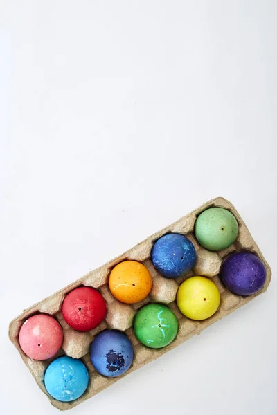 Colorful Easter Eggs Box White Background Minimal Flat Lay Copy — Stock Photo, Image