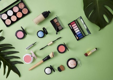 Kozmetik Cilt ile düz yatıyordu kompozisyon