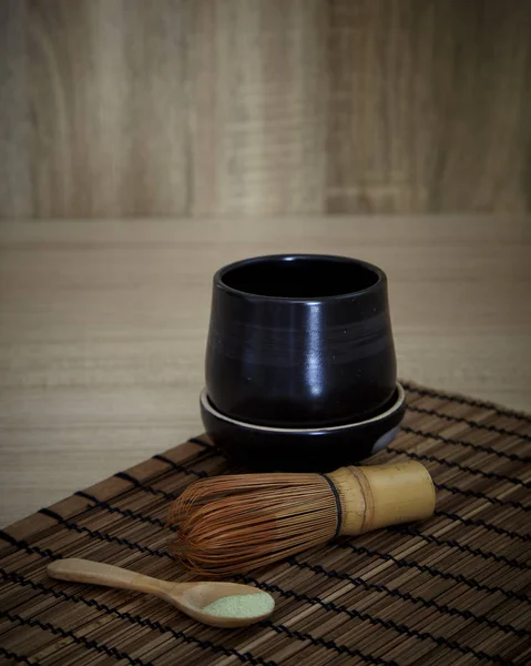 Organische Matcha Groene thee op houten — Stockfoto