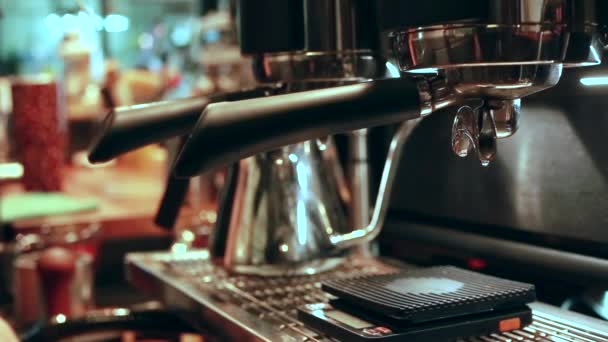 Koffiemachine Actie Coffee Shop — Stockvideo