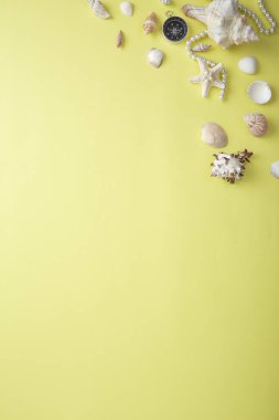 Tatil Yaz hafta sonu sarı arka plan