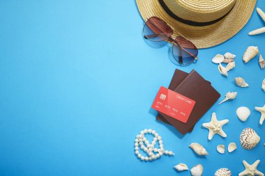 Yaz aksesuarları tatil afiş arka plan