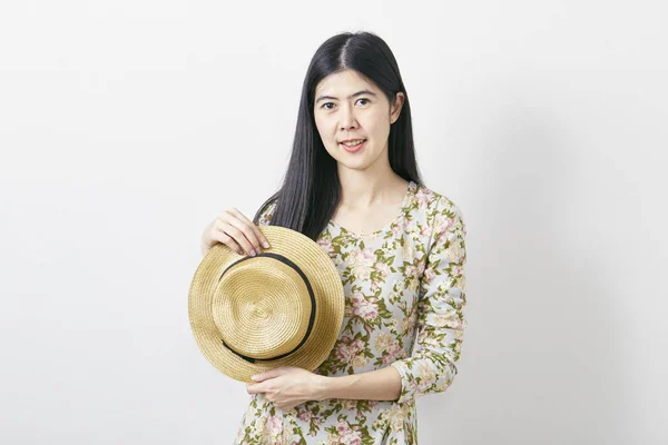 초상화 아시아 여자 여름 와 모자 — 스톡 사진