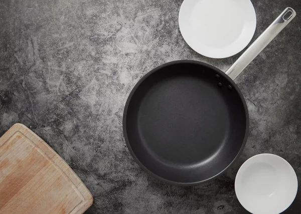 The Kitchen Empty Dishs And Pan — Stock Photo, Image