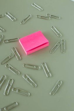 not ve klipleri üst görünüm masası na deftere nakledin