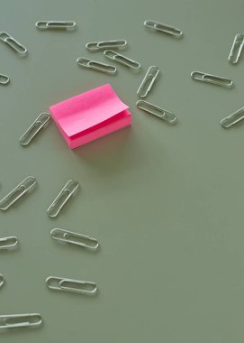 not ve klipleri üst görünüm masası na deftere nakledin