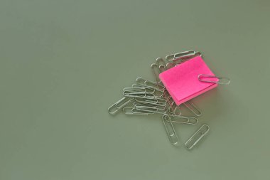 not ve klipleri üst görünüm masası na deftere nakledin