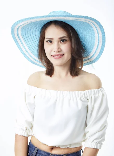 Asiático mulher vestindo verão palha chapéu — Fotografia de Stock