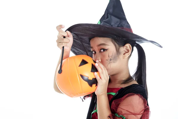 Aziatisch klein meisje draagt Halloween kostuum — Stockfoto