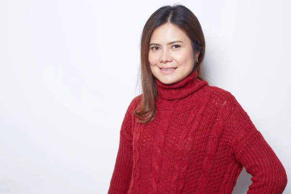Retrato de mujer en un suéter rojo — Foto de Stock