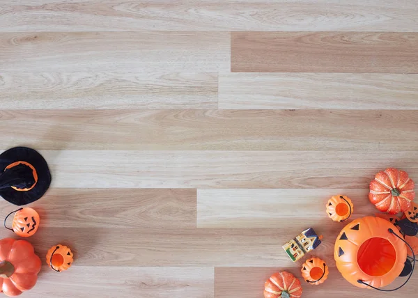 Collezione di oggetti della festa di Halloween che formano una cornice — Foto Stock