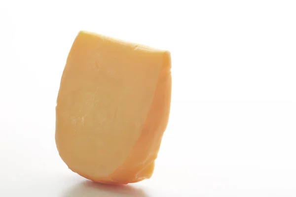 Duro Formaggio Olandese Gouda Isolato Sfondo Bianco — Foto Stock