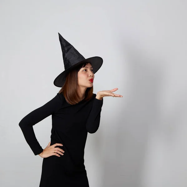 Bela Ásia Mulher Vestindo Bruxa Traje Para Halloween Festa — Fotografia de Stock