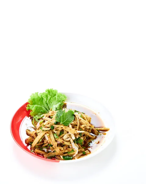 Thajské Jídlo Bambus Střílet Pikantní Salát Podávaný Čerstvou Zeleninou Bílém — Stock fotografie