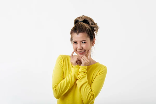 Portrait Beautiful Young Happy Asian Women Happy Surprisedshe Wearing Yellow — Stock Photo, Image