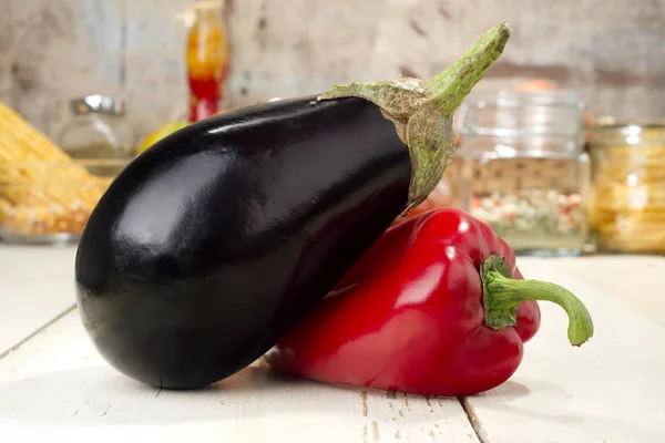 Groenten Een Houten Tafel — Stockfoto