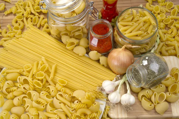 Pâtes Italiennes Macaroni Sur Fond Gros Plan — Photo