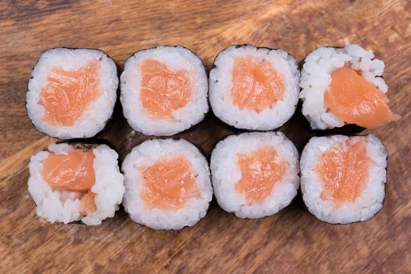 Balık lezzetli taze sushi