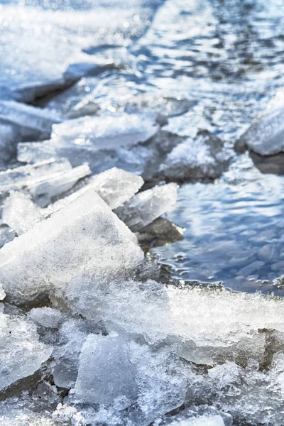 Nehre Buz Yakın Çekim — Stok fotoğraf