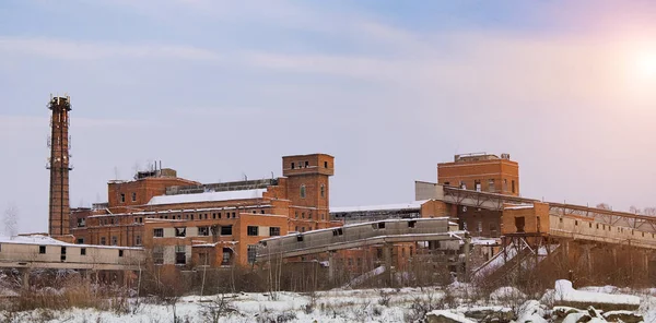 Старое Разрушенное Строительство Завода Зимнее Время Городская Фотография — стоковое фото