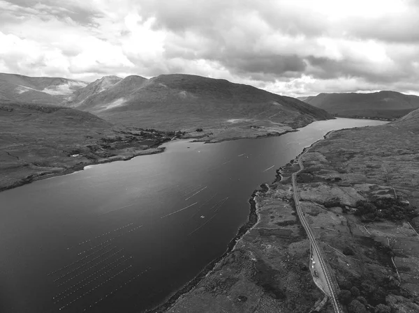 Aerial Birds Eye Vista Panoramica Bianco Nero Dal Connemara National — Foto Stock