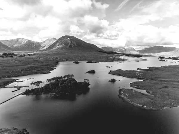 Aerial Birds Eye Vista Panoramica Bianco Nero Dal Connemara National — Foto Stock