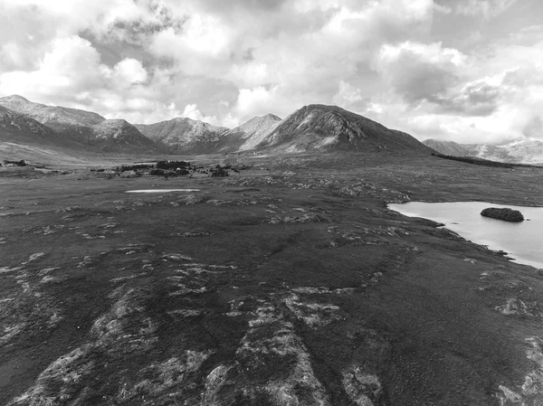 Aerial Birds Eye Vista Panoramica Bianco Nero Dal Connemara National — Foto Stock