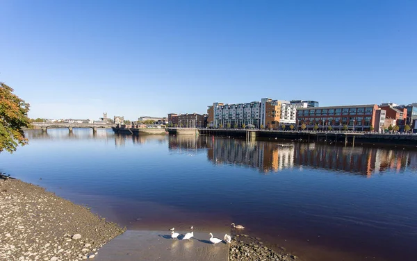 Limerick City Skyline Irland Schöne Kalk Stadtbild Über Dem Fluss — Stockfoto