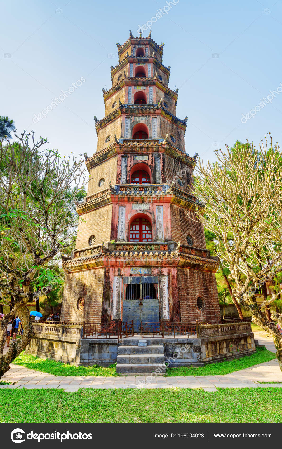 lady popular hanoi towers esay lady popular hanoi towers esay