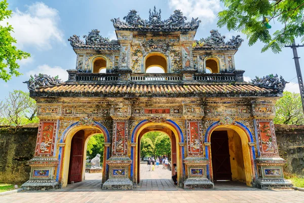 Восточные Ворота Hien Nhon Gate Цитадель Имперским Городом Хюэ Вьетнам — стоковое фото