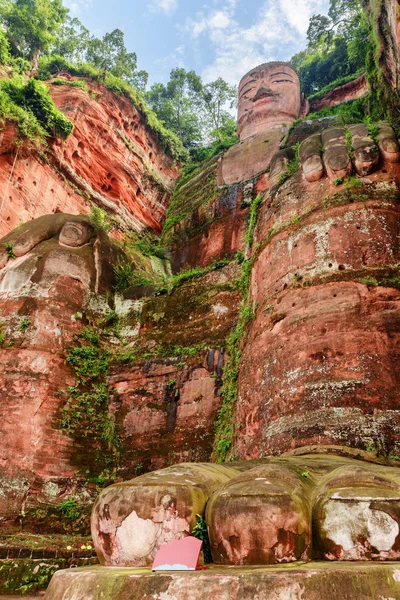 Beautiful Bottom View Leshan Giant Buddha Blue Sky Background Largest — Stock Photo, Image