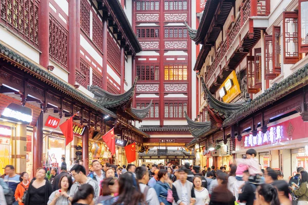 Xangai China Outubro 2017 Multidão Rua Cidade Velha Nos Feriados — Fotografia de Stock
