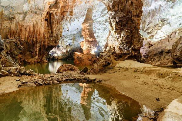Güzel Yeraltı Odası Phong Nha Mağara Phong Nha Bang Milli — Stok fotoğraf
