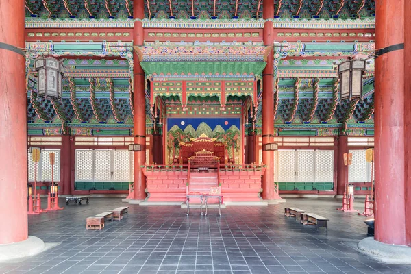 2017年10月9日 美丽的 Geunjeongjeon 王座大厅在景福宫宫殿 首尔是亚洲最受欢迎的旅游胜地 — 图库照片