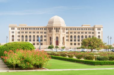 Muscat, Umman yüksek mahkeme binasının manzaralı görünümü