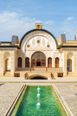 Tabatabaei tarihi evi doğal geleneksel avlusu