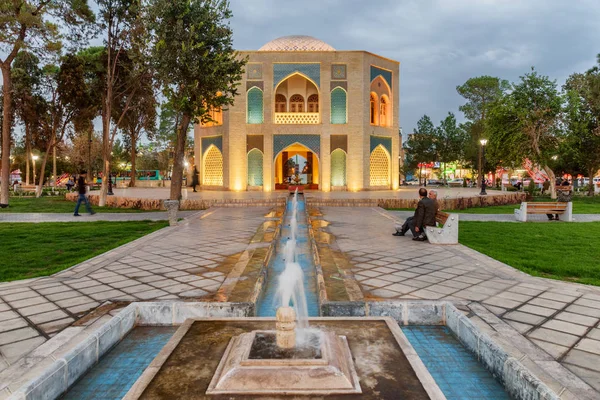 Wonderful evening view of Kamal-ol-Molk Square, Kashan, Iran — Stock Photo, Image