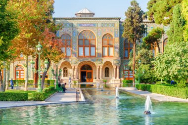 Doğal görünümü Gülistan Sarayı ve çeşmeler, Tahran, Iran